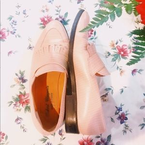 Women’s shoes loafers